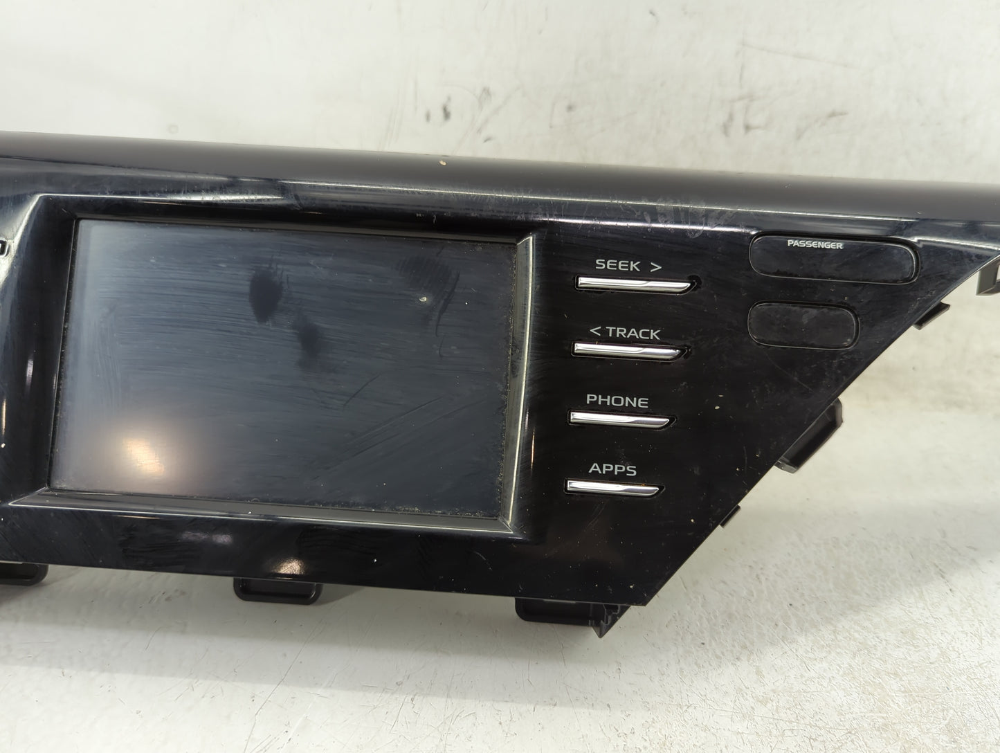 2019-2020 Toyota Camry Radio AM FM Cd Player Receiver Replacement P/N:86140-06410 Fits Fits 2019 2020 OEM Used Auto Parts - 