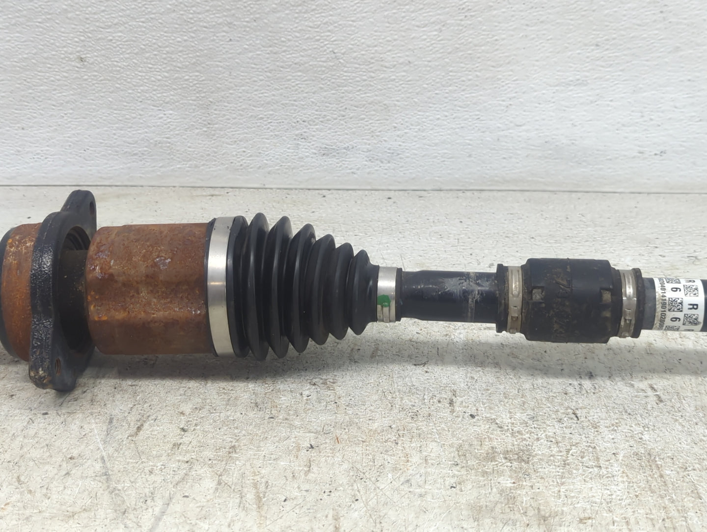 2018-2022 Toyota Camry Axle Shaft Front Passenger Cv C/v - Oemusedautoparts1.com