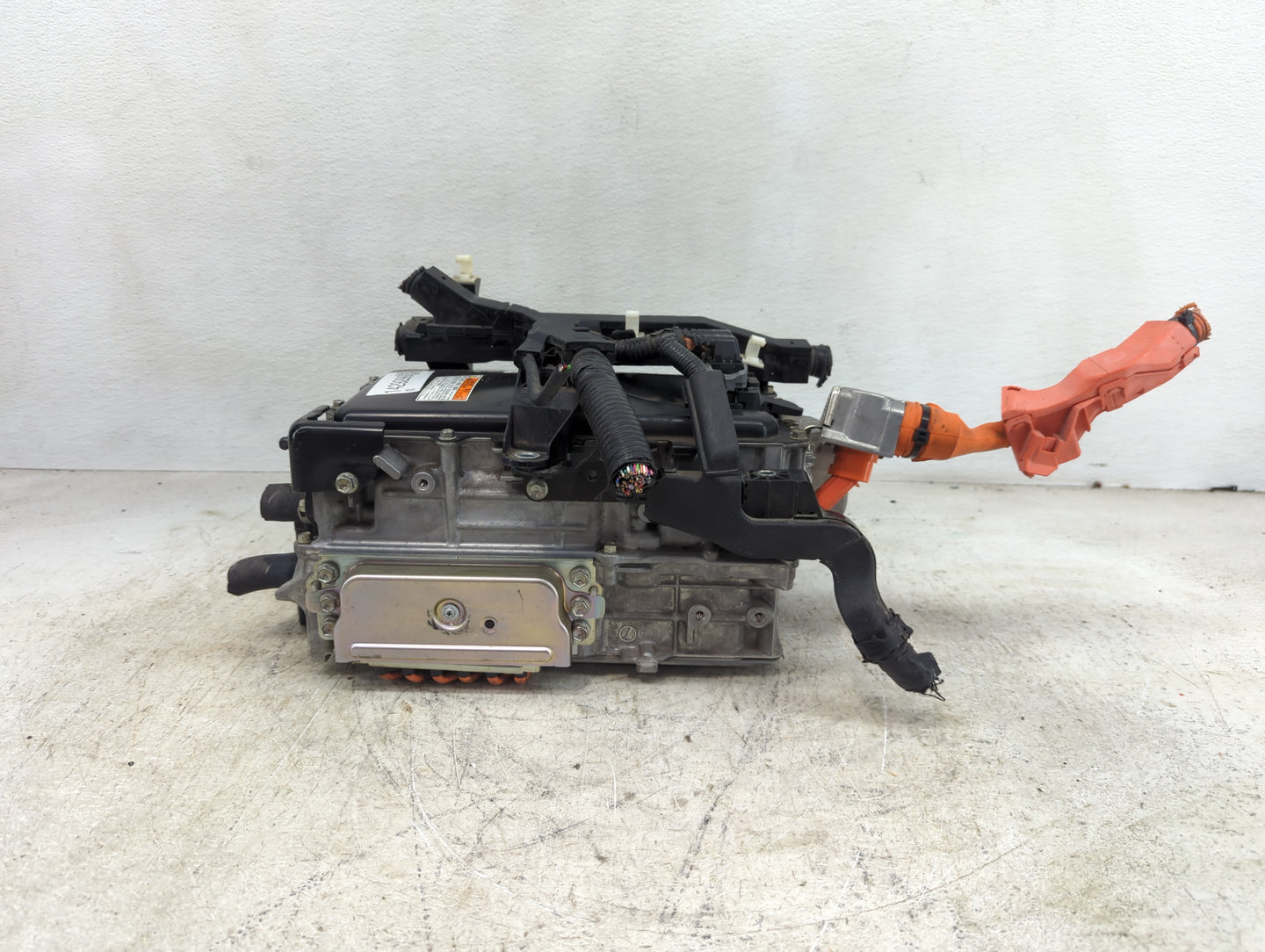 2018 Camry Ac Dc Power Control Module Accessory Computer Power Inverter - Oemusedautoparts1.com