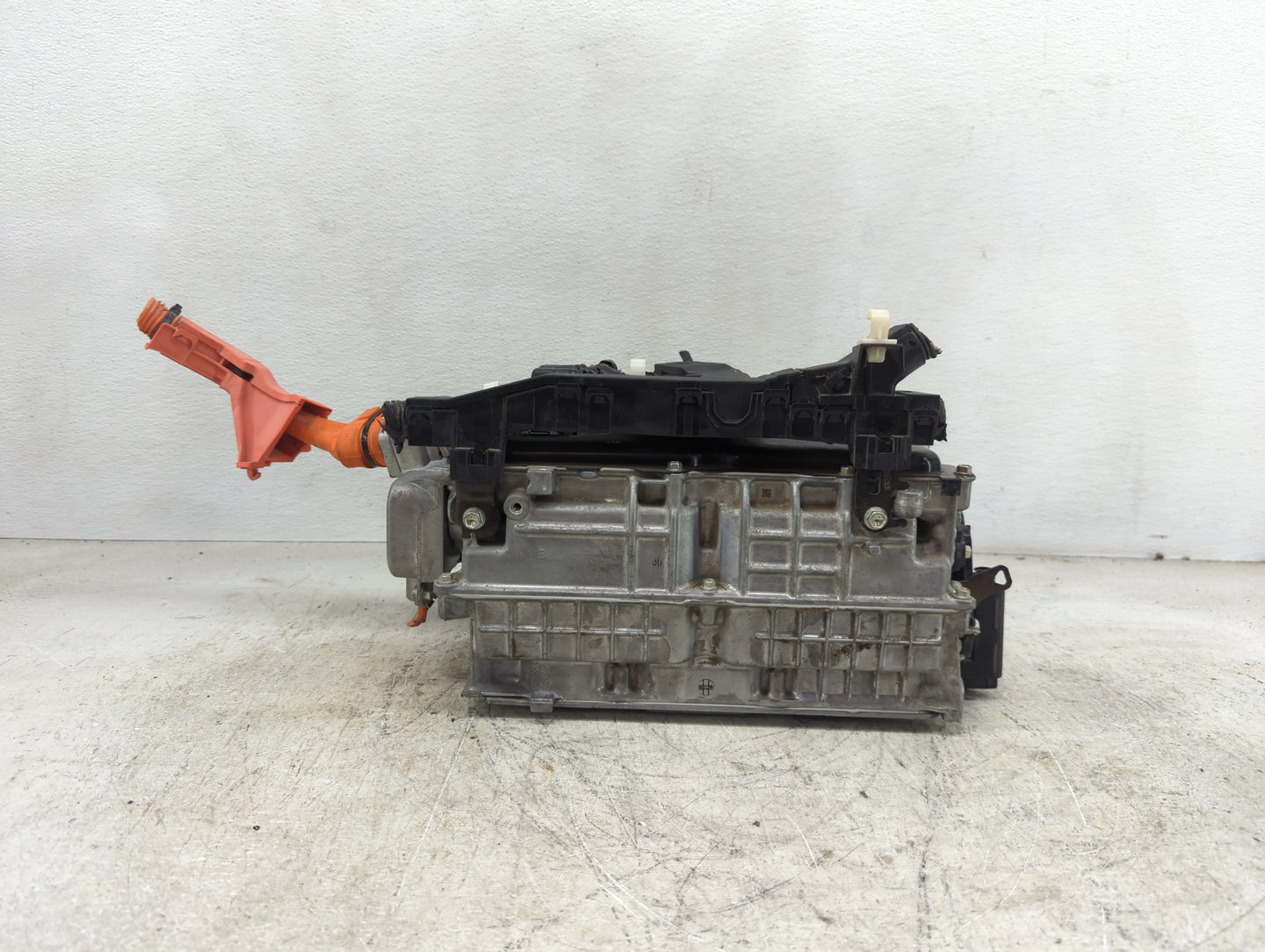 2018 Camry Ac Dc Power Control Module Accessory Computer Power Inverter - Oemusedautoparts1.com