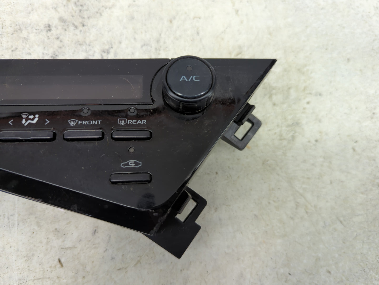 2019 Toyota Camry Climate Control Module Temperature AC/Heater Replacement P/N:A2C39602002MEX Fits OEM Used Auto Parts - Oem