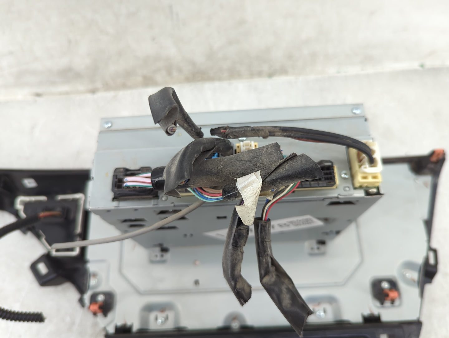 2019-2020 Toyota Camry Radio AM FM Cd Player Receiver Replacement P/N:86140-06410 AVH-9988, AJDK097, D171G Fits Fits 2019 20