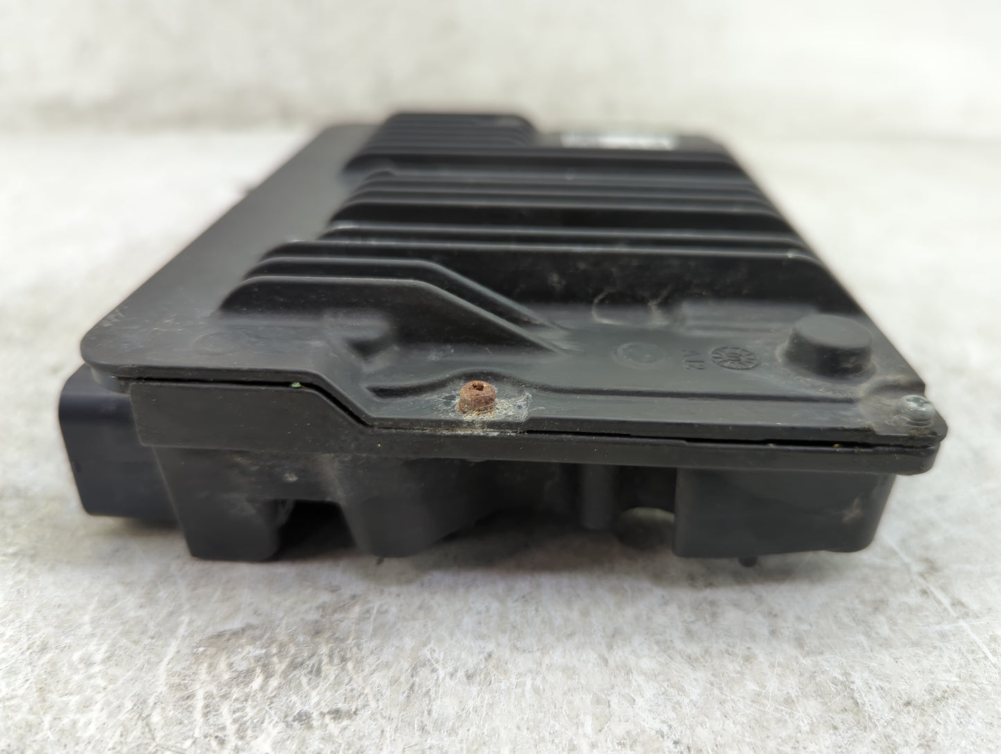 2019 Toyota Camry PCM Engine Control Computer ECU ECM PCU OEM P/N:89661-0X582 TN276300-2070 Fits OEM Used Auto Parts - Oemus