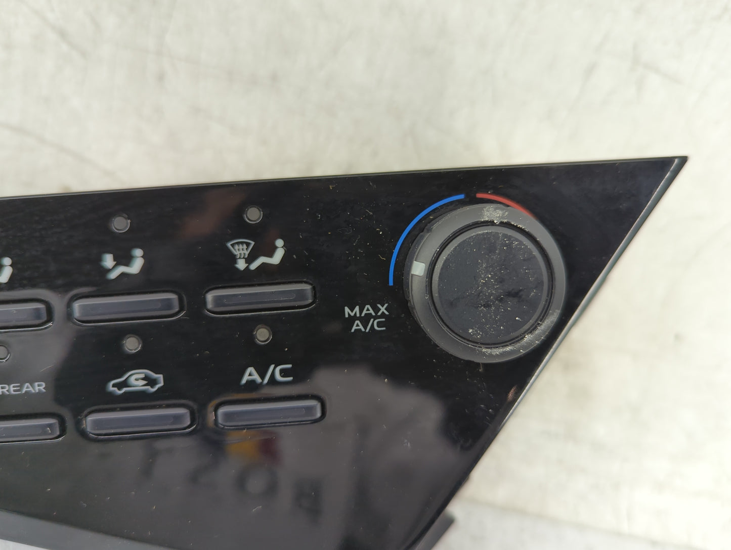 2018-2022 Toyota Camry Climate Control Module Temperature AC/Heater Replacement P/N:55900-06470 Fits Fits 2018 2019 2020 202