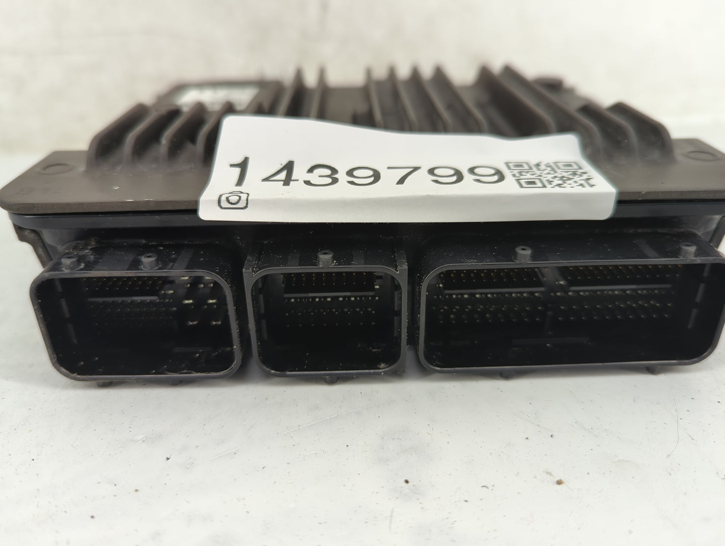 2019 Toyota Camry PCM Engine Control Computer ECU ECM PCU OEM P/N:89661-0X582 TN276300-2070 Fits OEM Used Auto Parts - Oemus