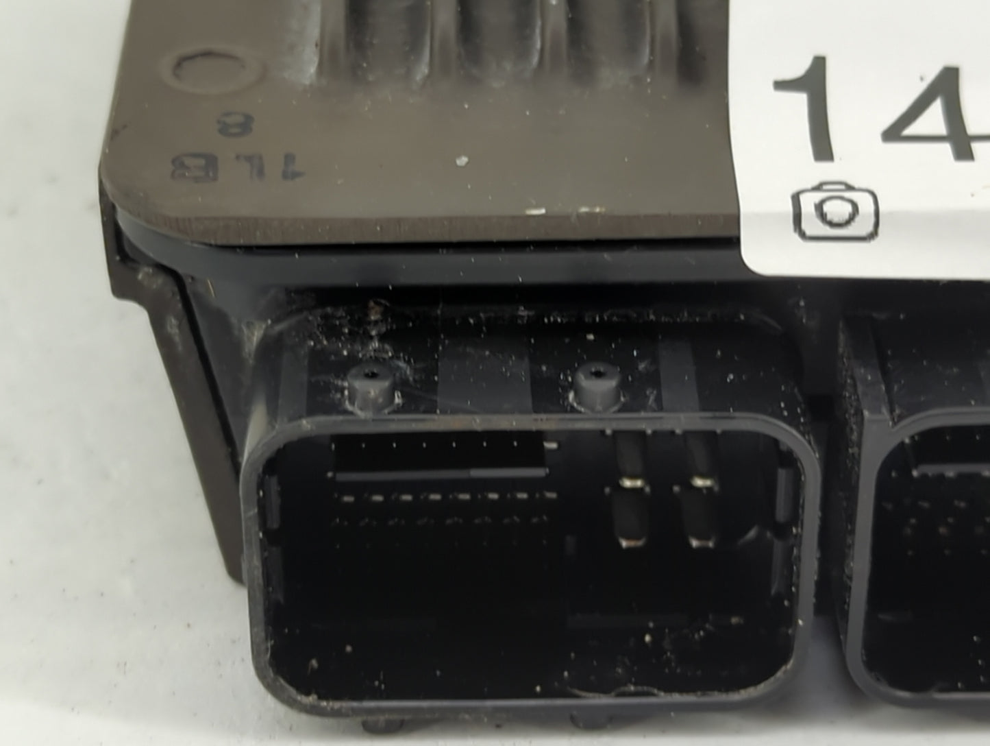 2019 Toyota Camry PCM Engine Control Computer ECU ECM PCU OEM P/N:89661-0X582 TN276300-2070 Fits OEM Used Auto Parts - Oemus