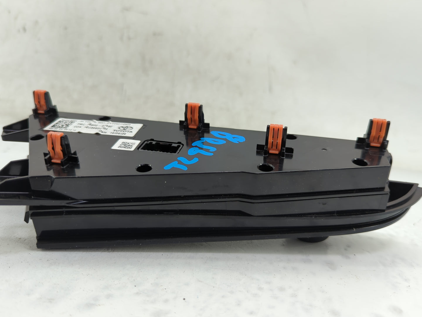 2018-2022 Toyota Camry Climate Control Module Temperature AC/Heater Replacement P/N:55900-06480 Fits Fits 2018 2019 2020 202