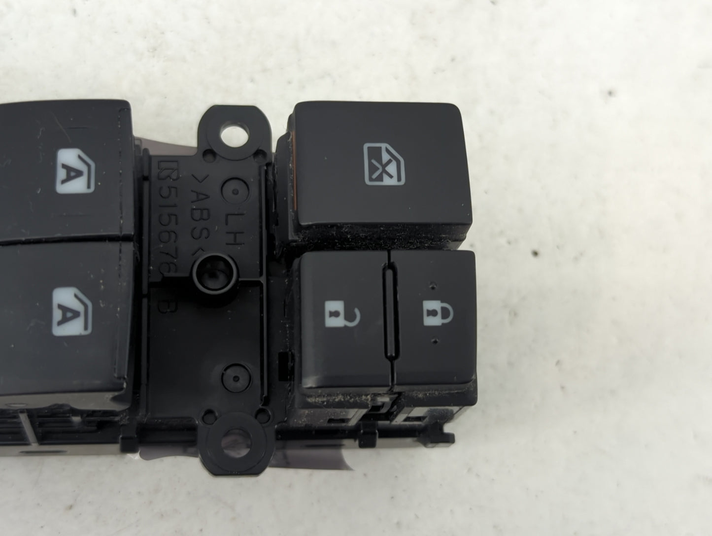 2018-2022 Toyota Camry Master Power Window Switch Replacement Driver Side Left P/N:84040-33170 84040-06070 Fits OEM Used Aut
