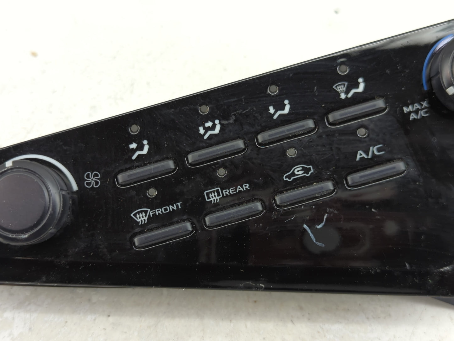 2018-2022 Toyota Camry Climate Control Module Temperature AC/Heater Replacement P/N:A2C39602203MEX Fits OEM Used Auto Parts 