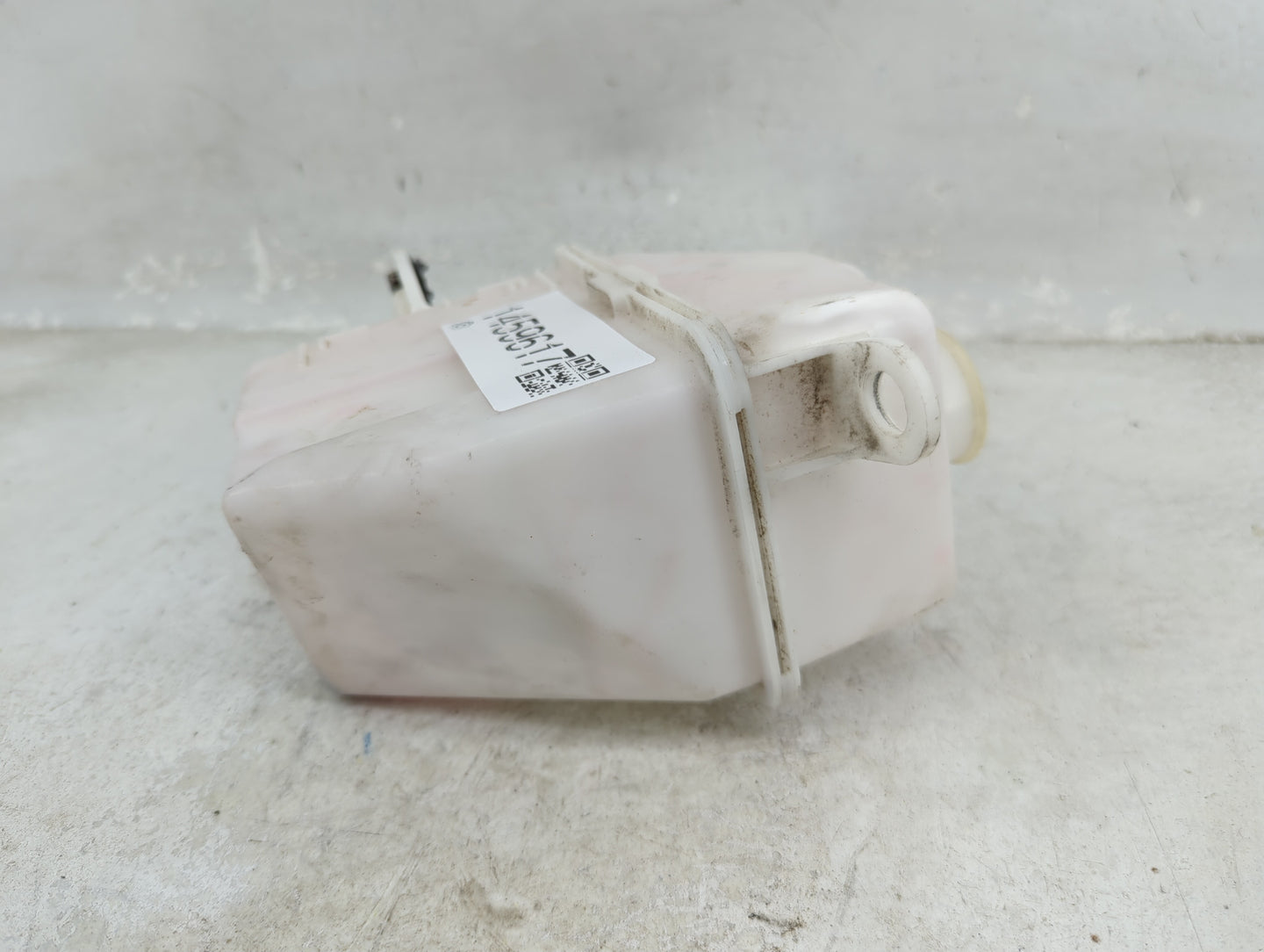 2018-2022 Toyota Camry Radiator Coolant Overflow Expansion Tank Bottle 1459617 - Oemusedautoparts1.com