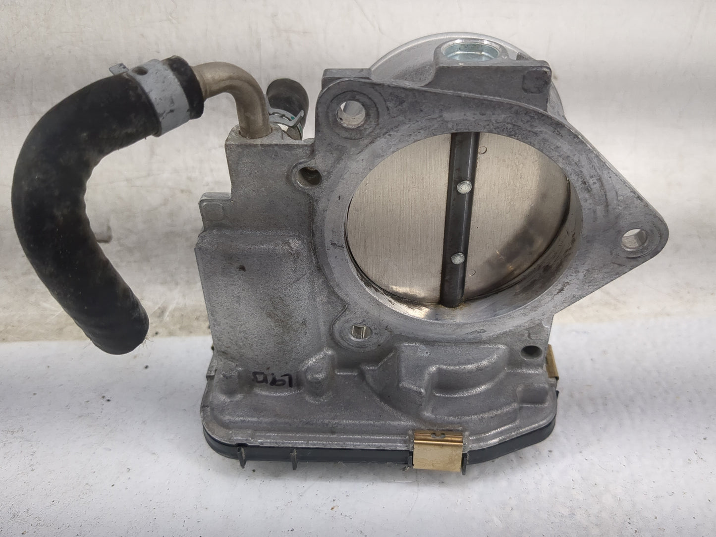 2018-2022 Toyota Camry Throttle Body P/N:22030-F0010 Fits Fits 2018 2019 2020 2021 2022 OEM Used Auto Parts - Oemusedautopar