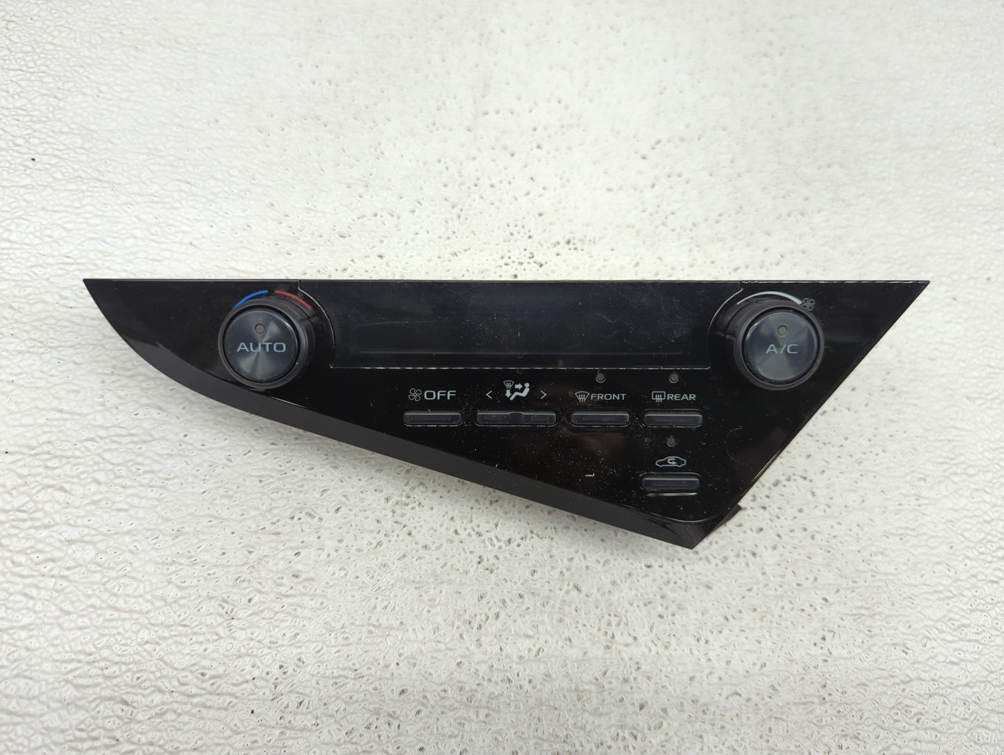 2018-2022 Toyota Camry Climate Control Module Temperature AC/Heater Replacement P/N:55900-06480 Fits Fits 2018 2019 2020 202