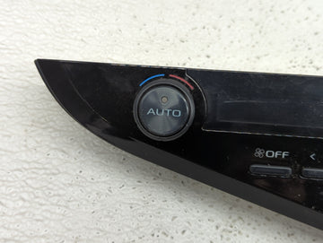 2018-2022 Toyota Camry Climate Control Module Temperature AC/Heater Replacement P/N:55900-06480 Fits Fits 2018 2019 2020 2021 2022 OEM Used Auto Parts
