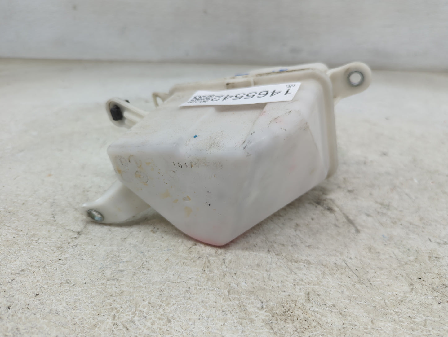 Toyota Camry Radiator Coolant Overflow Expansion Tank Bottle 1465542 - Oemusedautoparts1.com