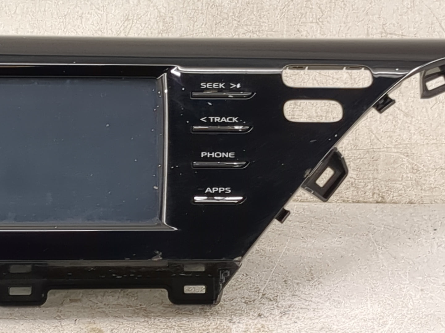 2019-2020 Toyota Camry Radio AM FM Cd Player Receiver Replacement P/N:86140-06410 AVH-9988 Fits Fits 2019 2020 OEM Used Auto