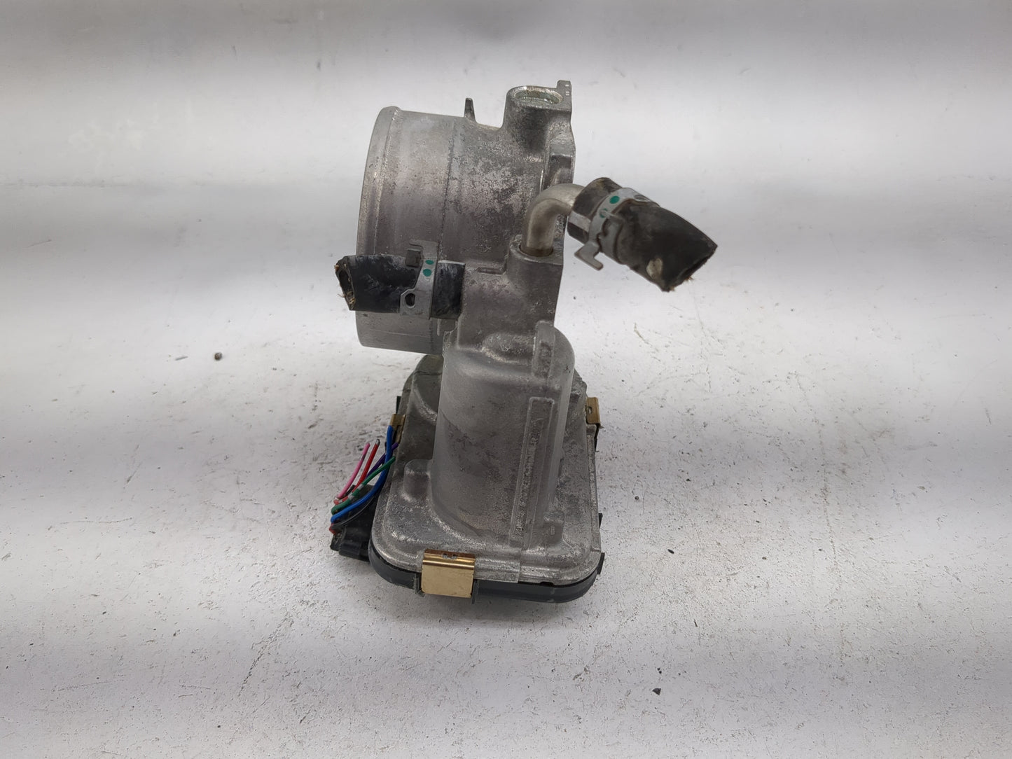 2018-2022 Toyota Camry Throttle Body P/N:22030-F0010 Fits Fits 2018 2019 2020 2021 2022 OEM Used Auto Parts - Oemusedautopar
