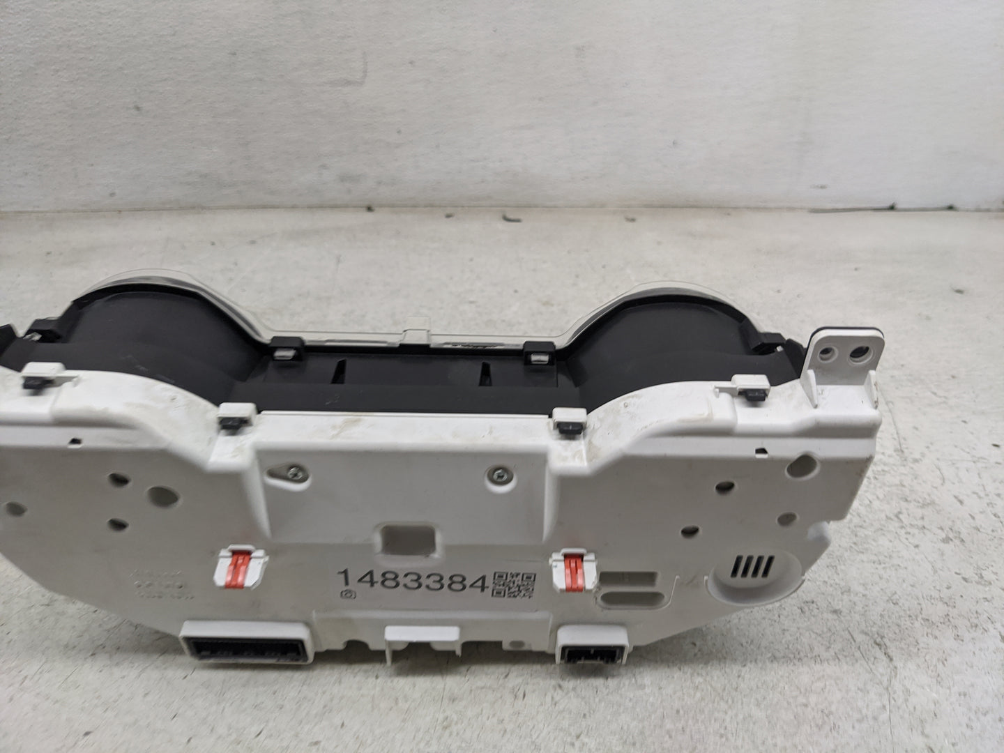 2019 Toyota Camry Instrument Cluster Speedometer Gauges P/N: Miles: Fits OEM Used Auto Parts - Oemusedautoparts1.com