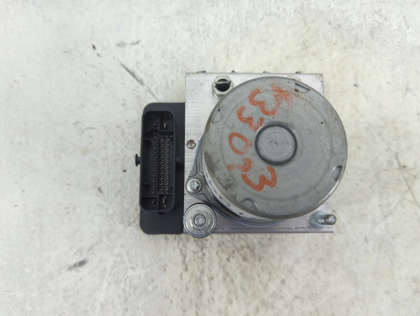 2018-2020 Toyota Camry ABS Pump Control Module Replacement P/N:0265256707 44540, 06290 Fits Fits 2018 2019 2020 OEM Used Aut