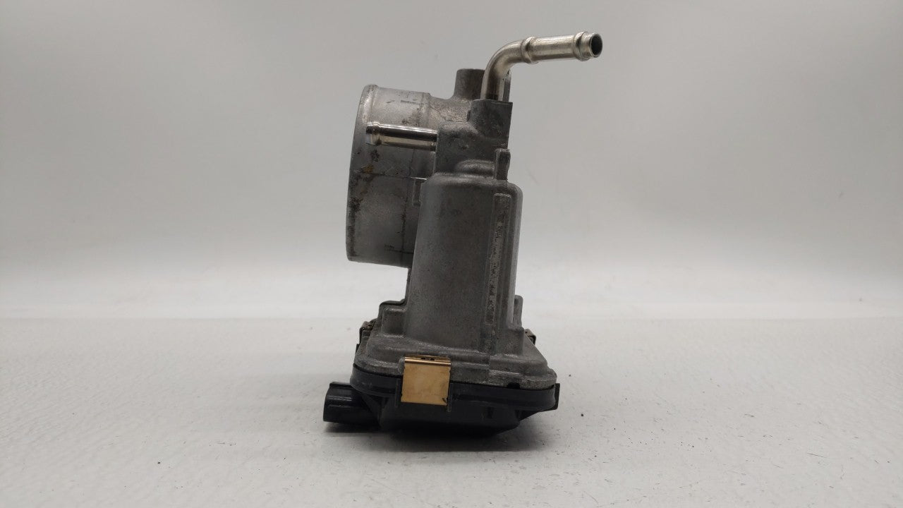 2018-2022 Toyota Camry Throttle Body P/N:22030-F0010 Fits Fits 2018 2019 2020 2021 2022 OEM Used Auto Parts - Oemusedautopar