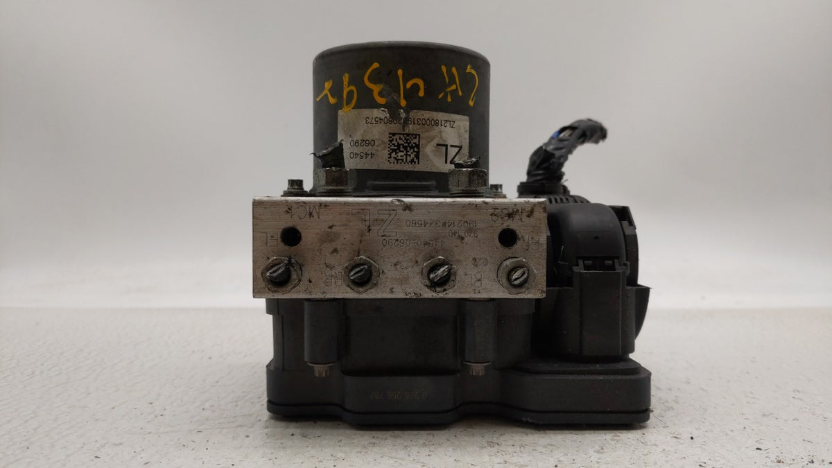 2018-2020 Toyota Camry Anti-Lock Brake ABS Pump Module Actuator OEM P/N:44540-06290 44540 06290 Fits Fits 2018 2019 2020 OEM