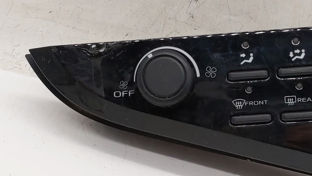 2018-2022 Toyota Camry Climate Control Module Temperature AC/Heater Replacement P/N:55900-06470 Fits Fits 2018 2019 2020 202