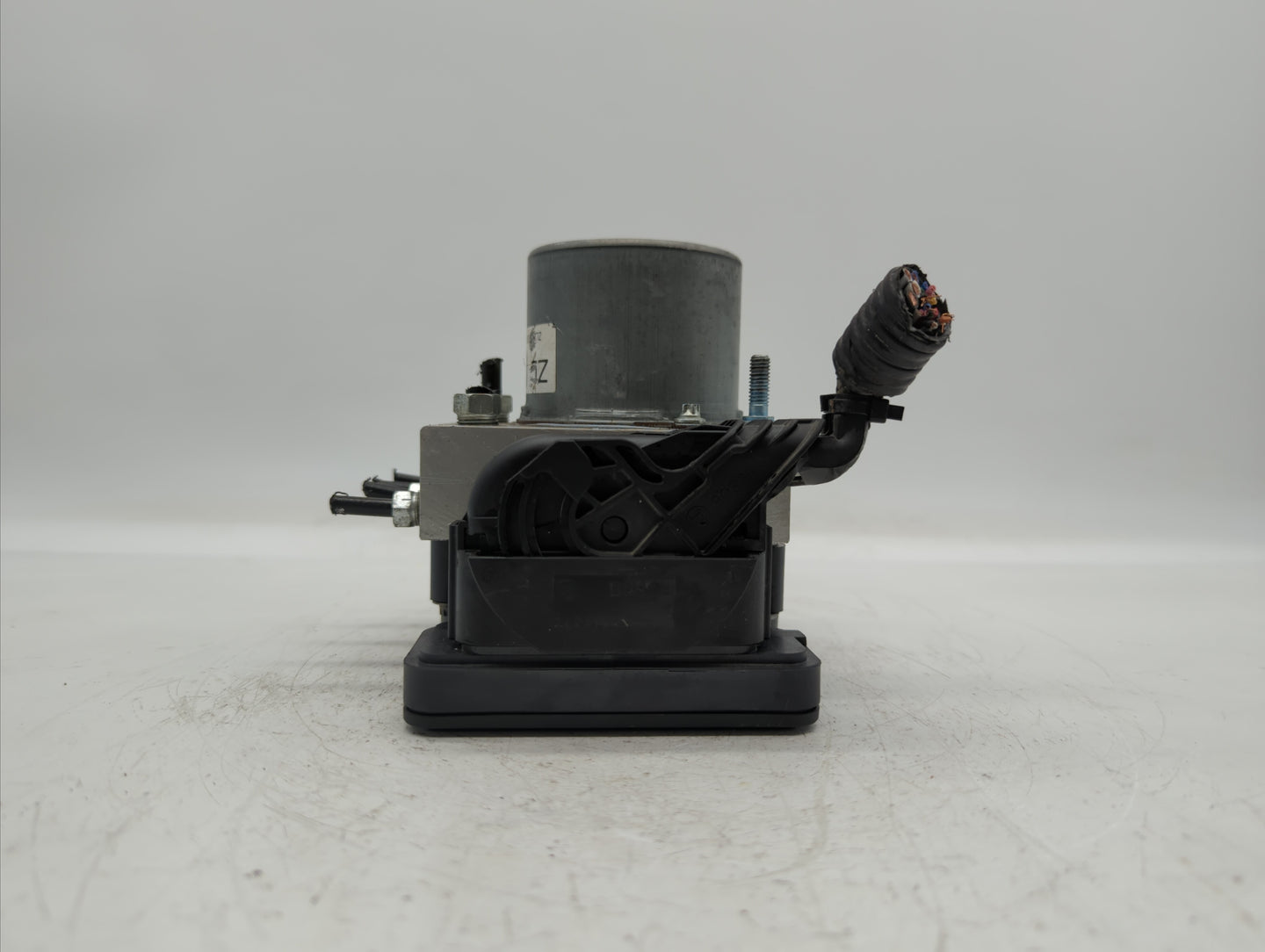 2018 Toyota Camry ABS Pump Control Module Replacement P/N:44540-06290 44540 06290 Fits OEM Used Auto Parts - Oemusedautopart