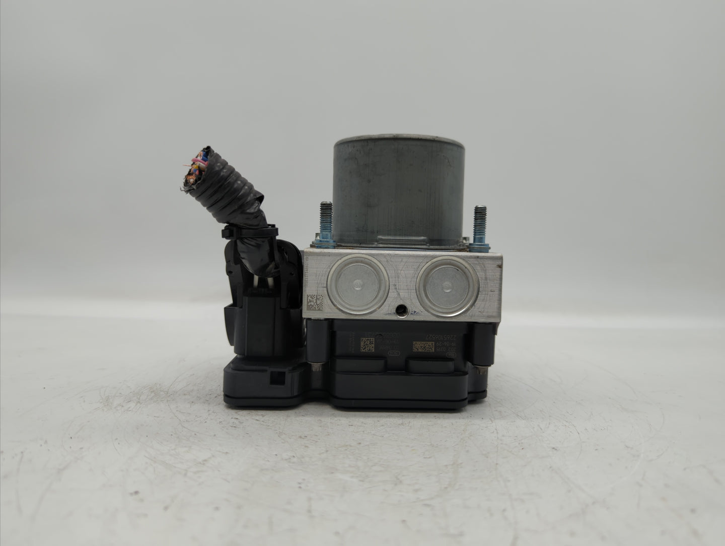 2018 Toyota Camry ABS Pump Control Module Replacement P/N:44540-06290 44540 06290 Fits OEM Used Auto Parts - Oemusedautopart