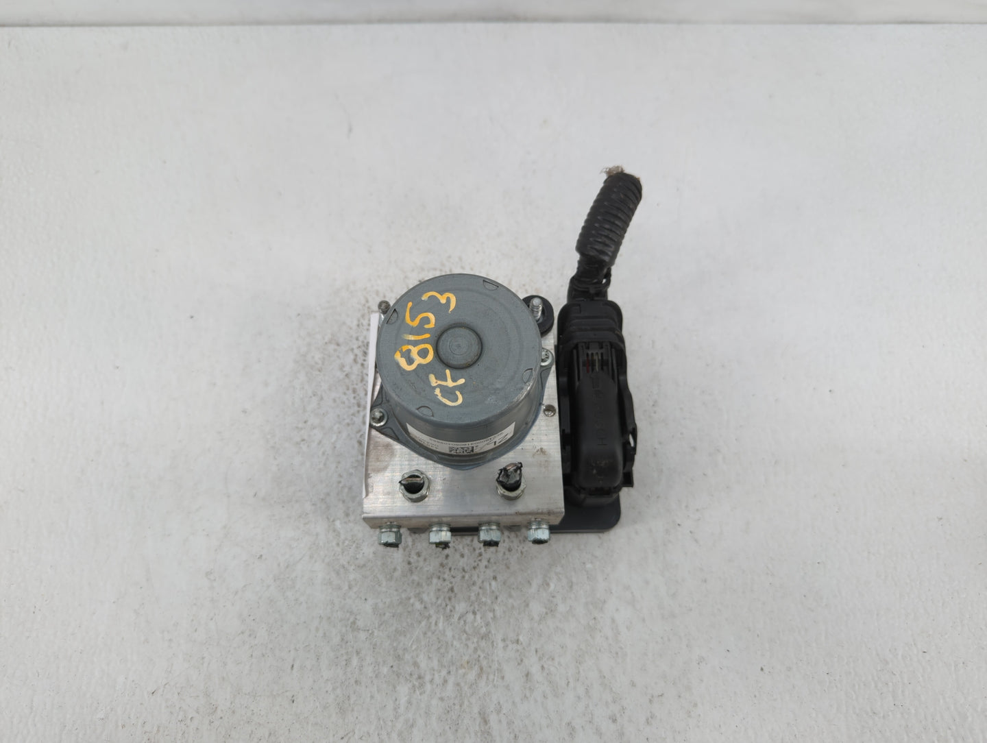 2018 Toyota Camry ABS Pump Control Module Replacement P/N:44540-06290 44540 06290 Fits OEM Used Auto Parts - Oemusedautopart