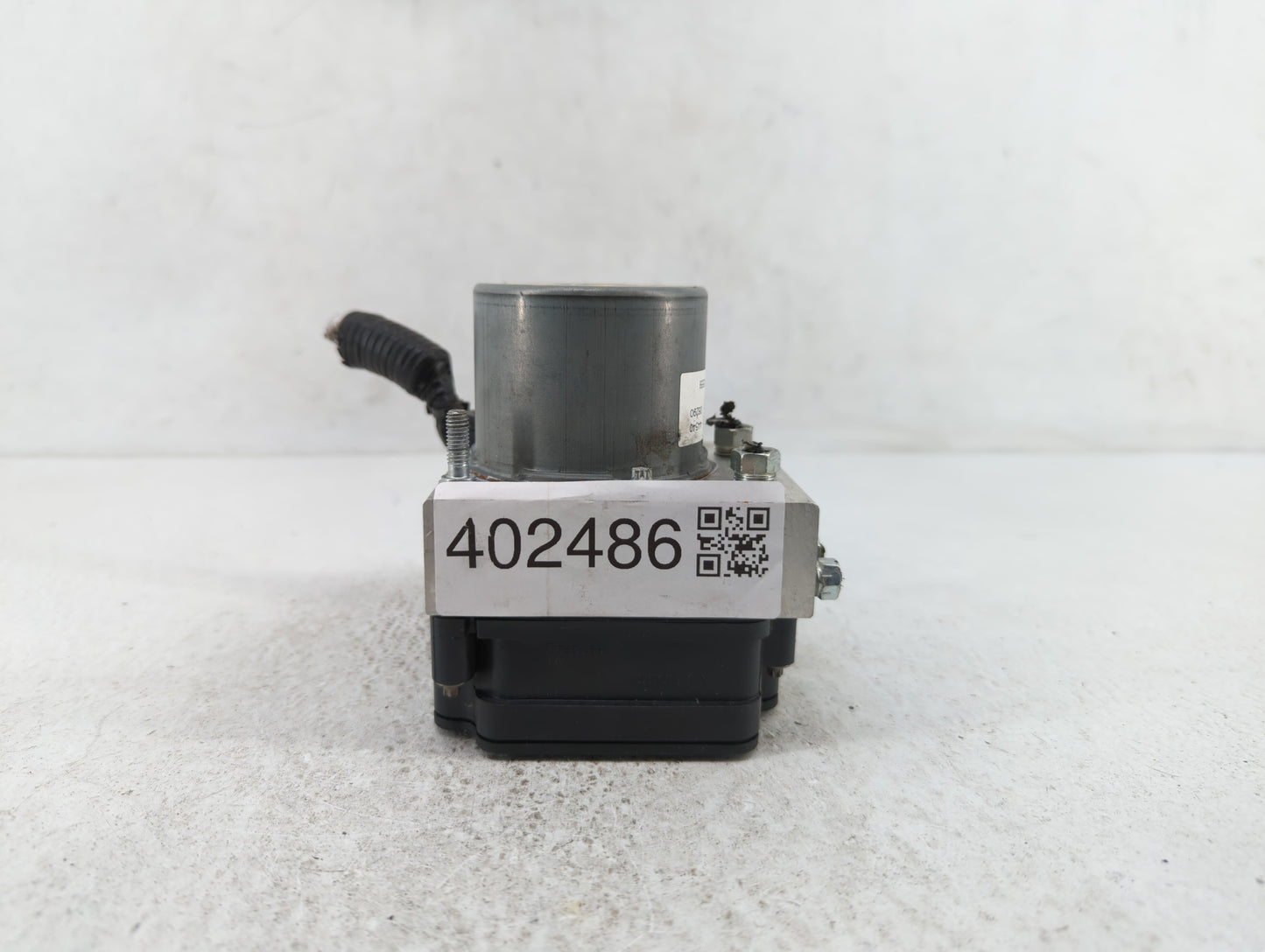 2018 Toyota Camry ABS Pump Control Module Replacement P/N:44540-06290 44540 06290 Fits OEM Used Auto Parts - Oemusedautopart