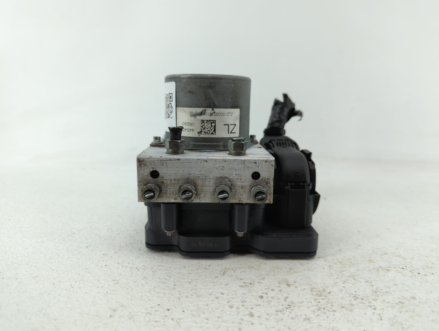 2018-2020 Toyota Camry ABS Pump Control Module Replacement P/N:44540-06290 Fits Fits 2018 2019 2020 OEM Used Auto Parts - Oe