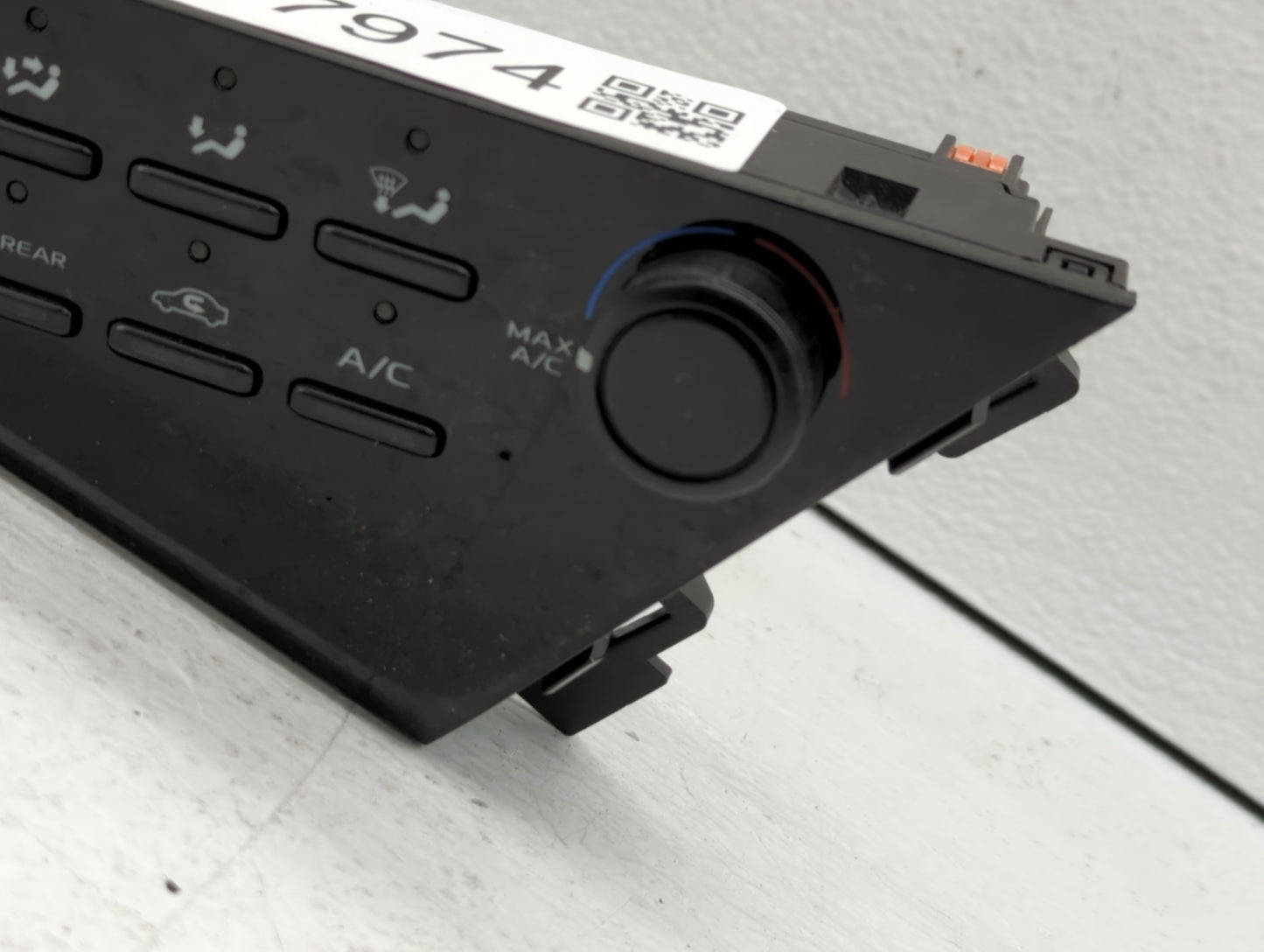 2018-2022 Toyota Camry Climate Control Module Temperature AC/Heater Replacement P/N:55900-06470 Fits Fits 2018 2019 2020 202