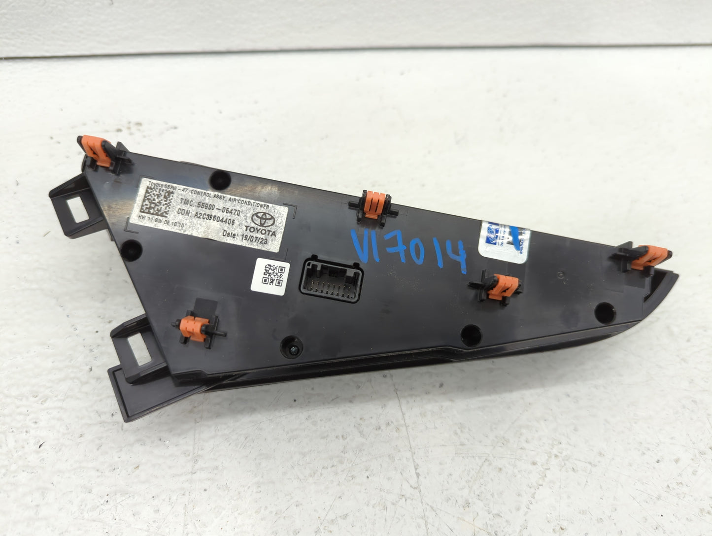 2018-2022 Toyota Camry Climate Control Module Temperature AC/Heater Replacement P/N:55900-06470 Fits Fits 2018 2019 2020 202