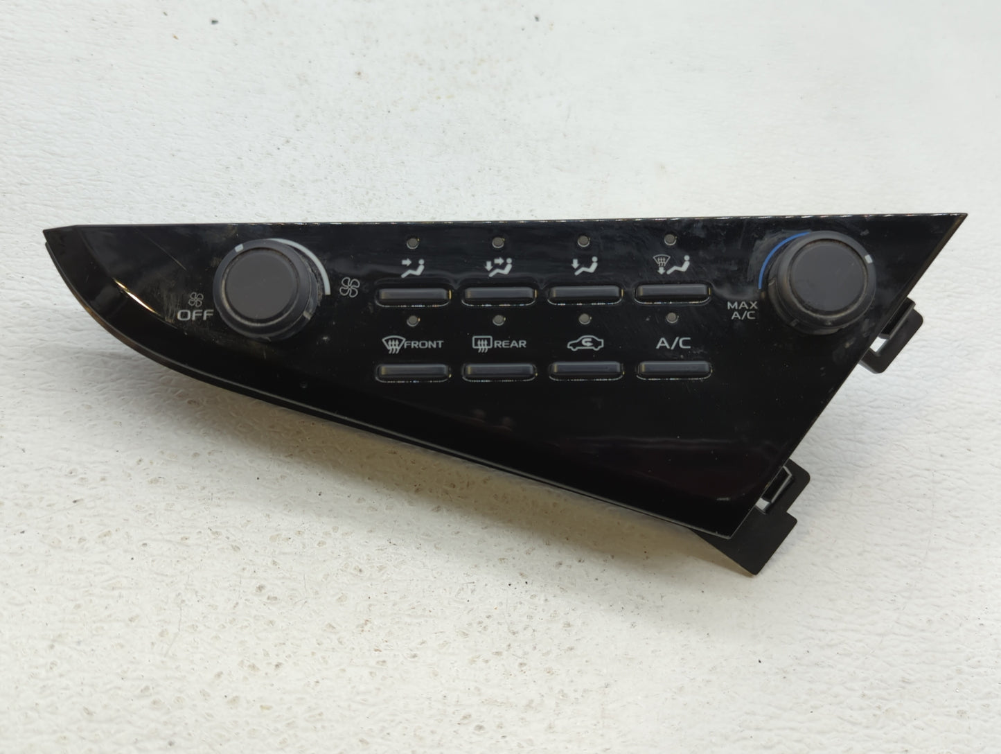 2018-2022 Toyota Camry Climate Control Module Temperature AC/Heater Replacement P/N:55900-06470 Fits Fits 2018 2019 2020 202
