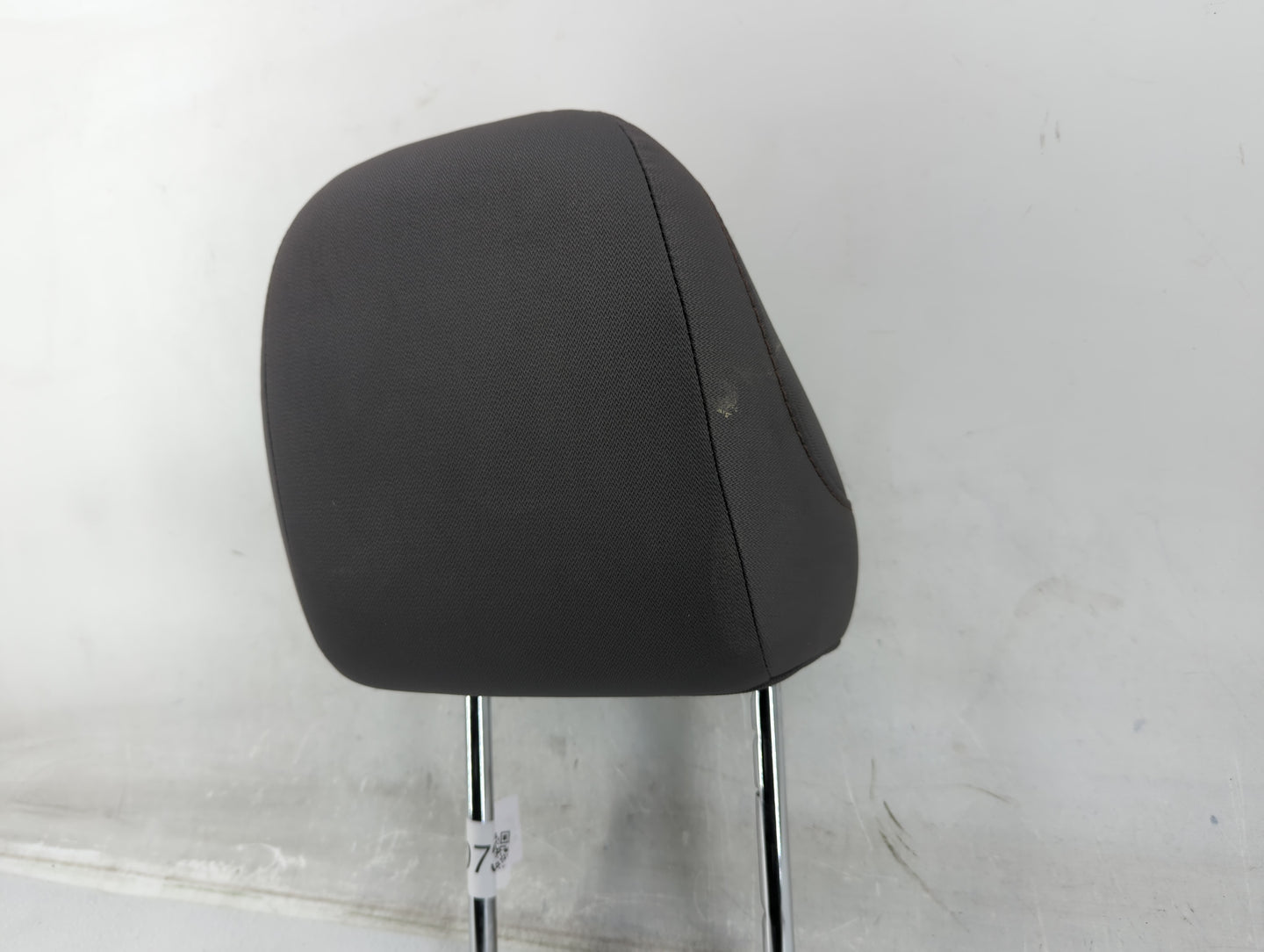 2019 Toyota Camry Headrest Head Rest Rear Center Seat Fits OEM Used Auto Parts - Oemusedautoparts1.com
