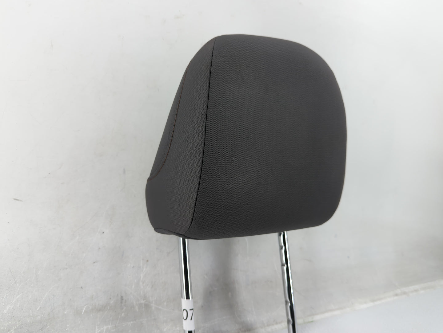 2019 Toyota Camry Headrest Head Rest Rear Center Seat Fits OEM Used Auto Parts - Oemusedautoparts1.com