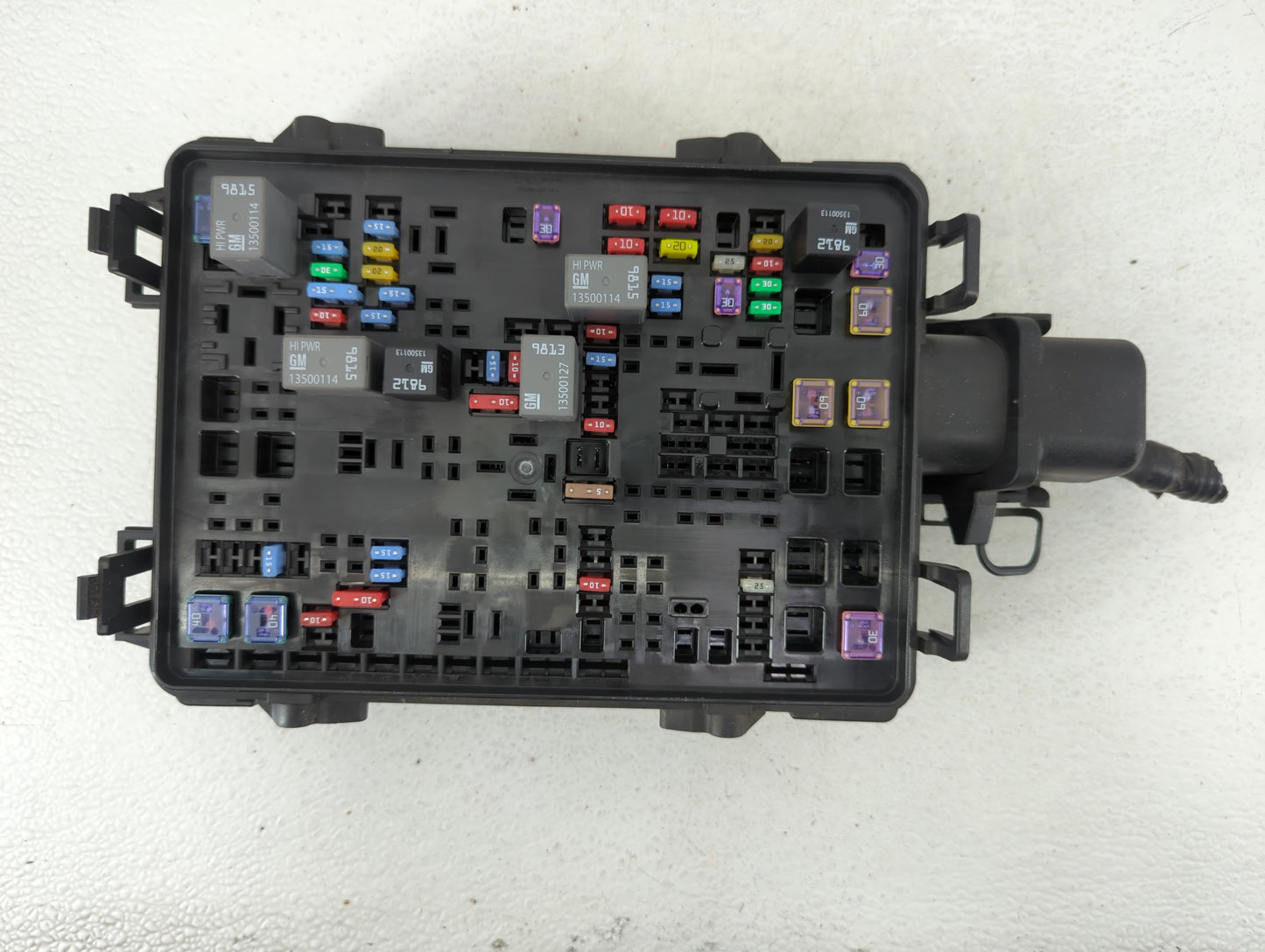 2018-2022 Toyota Camry Fusebox Fuse Box Panel Relay Module P/N:84075770_01 Fits Fits 2018 2019 2020 2021 2022 OEM Used Auto 