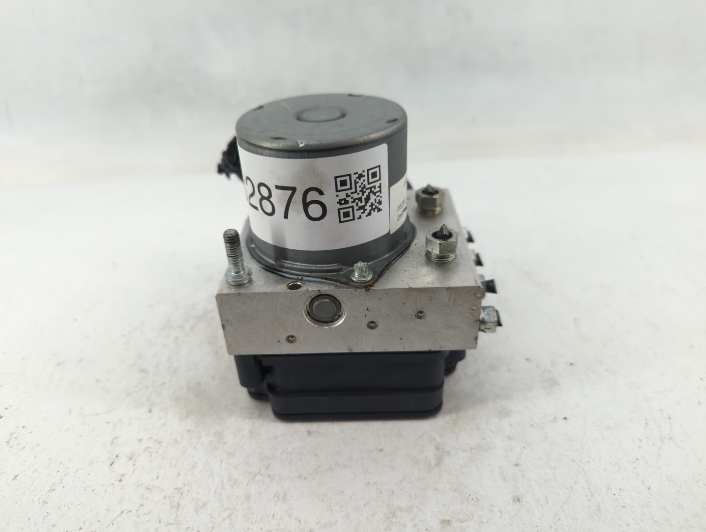 2018-2020 Toyota Camry ABS Pump Control Module Replacement P/N:44540-06290 Fits Fits 2018 2019 2020 OEM Used Auto Parts - Oe