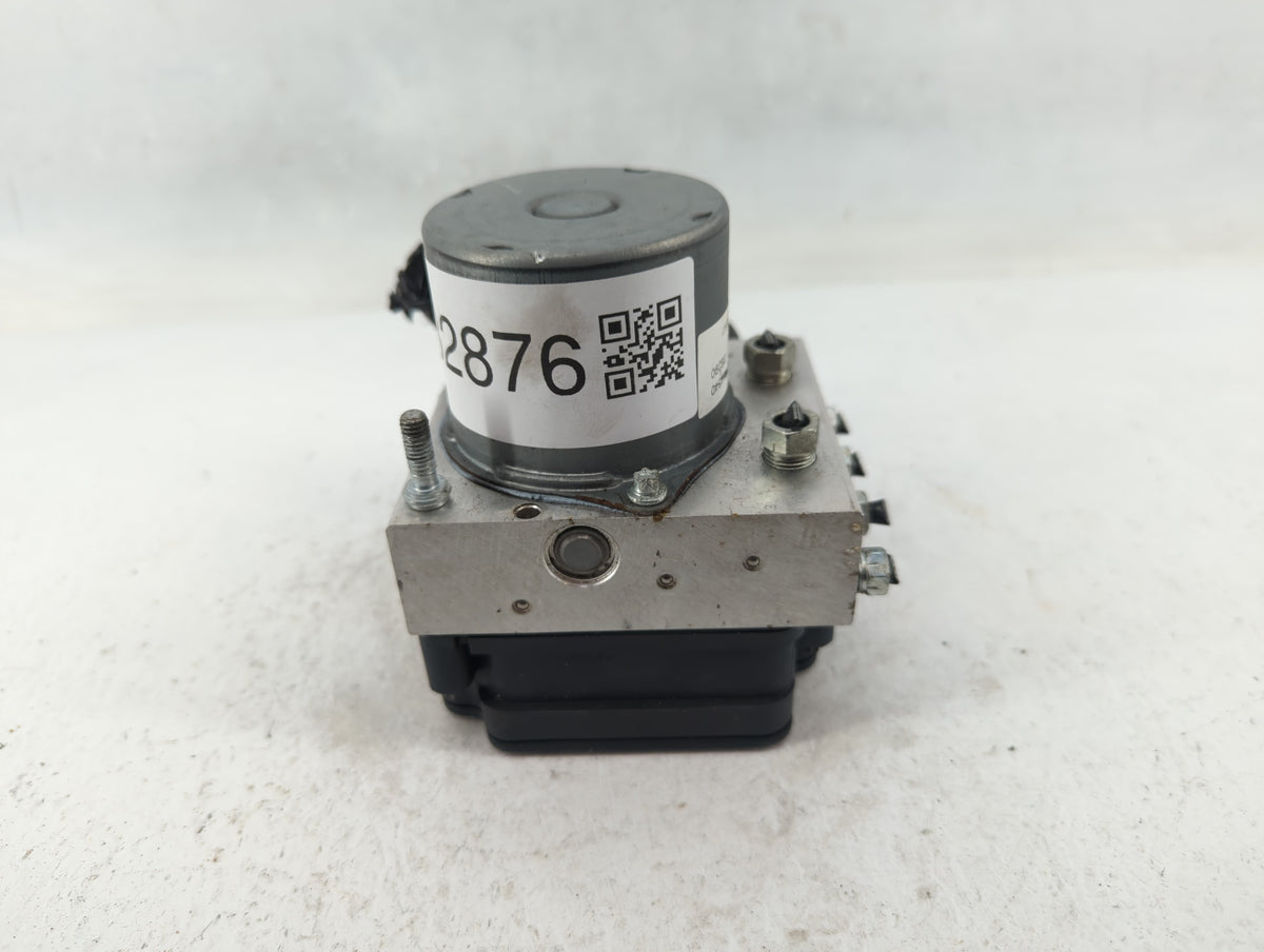 2018-2020 Toyota Camry Anti-Lock Brake ABS Pump Module Actuator OEM P/N:44540-06290 Fits Fits 2018 2019 2020 OEM Used Auto P
