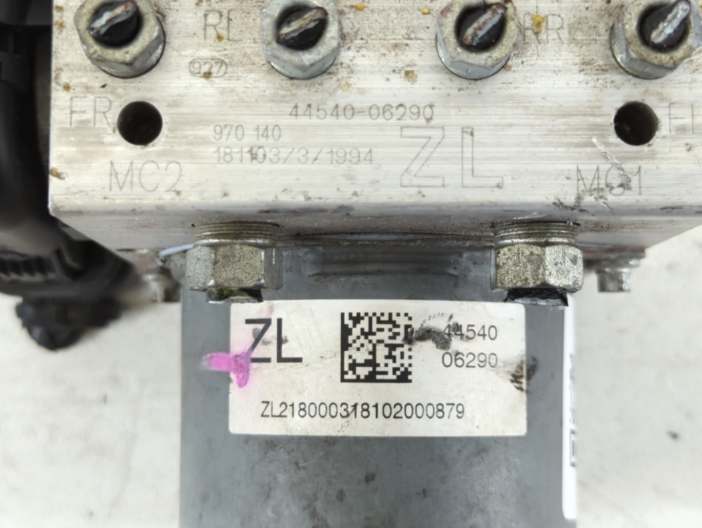 2018-2020 Toyota Camry ABS Pump Control Module Replacement P/N:44540-06290 Fits Fits 2018 2019 2020 OEM Used Auto Parts - Oe
