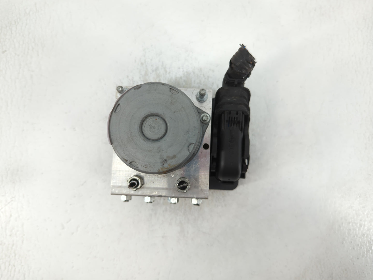 2018-2020 Toyota Camry ABS Pump Control Module Replacement P/N:9Z0 140 44540-06290 Fits Fits 2018 2019 2020 OEM Used Auto Pa