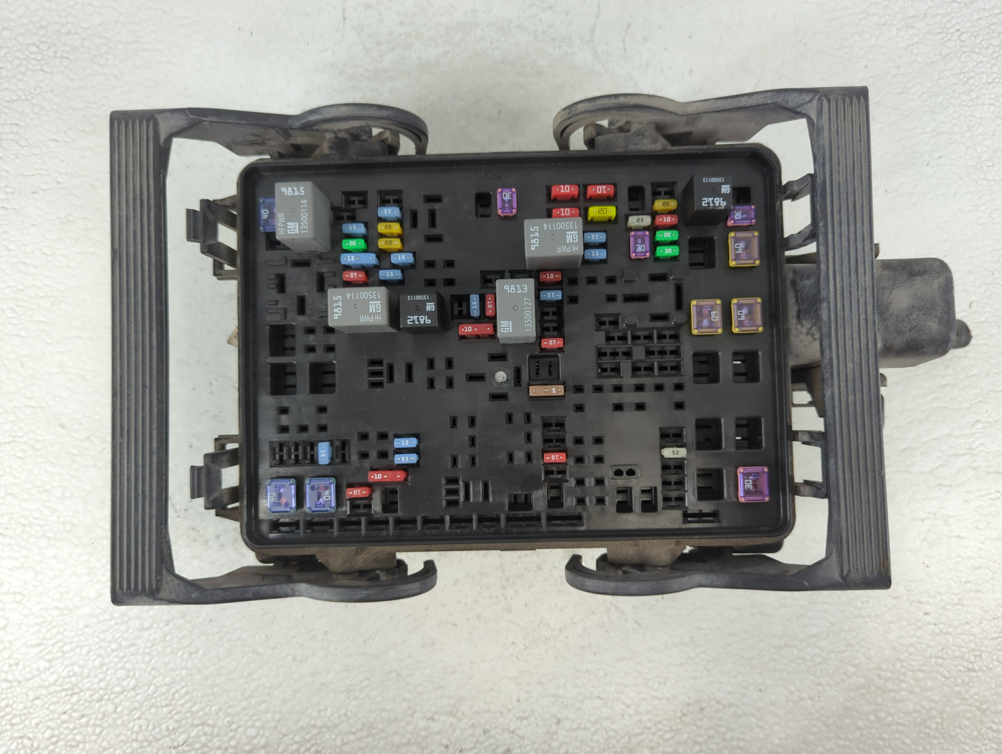 2018-2022 Toyota Camry Fusebox Fuse Box Panel Relay Module P/N:84075770_01 Fits Fits 2018 2019 2020 2021 2022 OEM Used Auto 