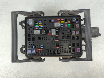 2018-2022 Toyota Camry Fusebox Fuse Box Panel Relay Module P/N:84075770_01 Fits Fits 2018 2019 2020 2021 2022 OEM Used Auto Parts