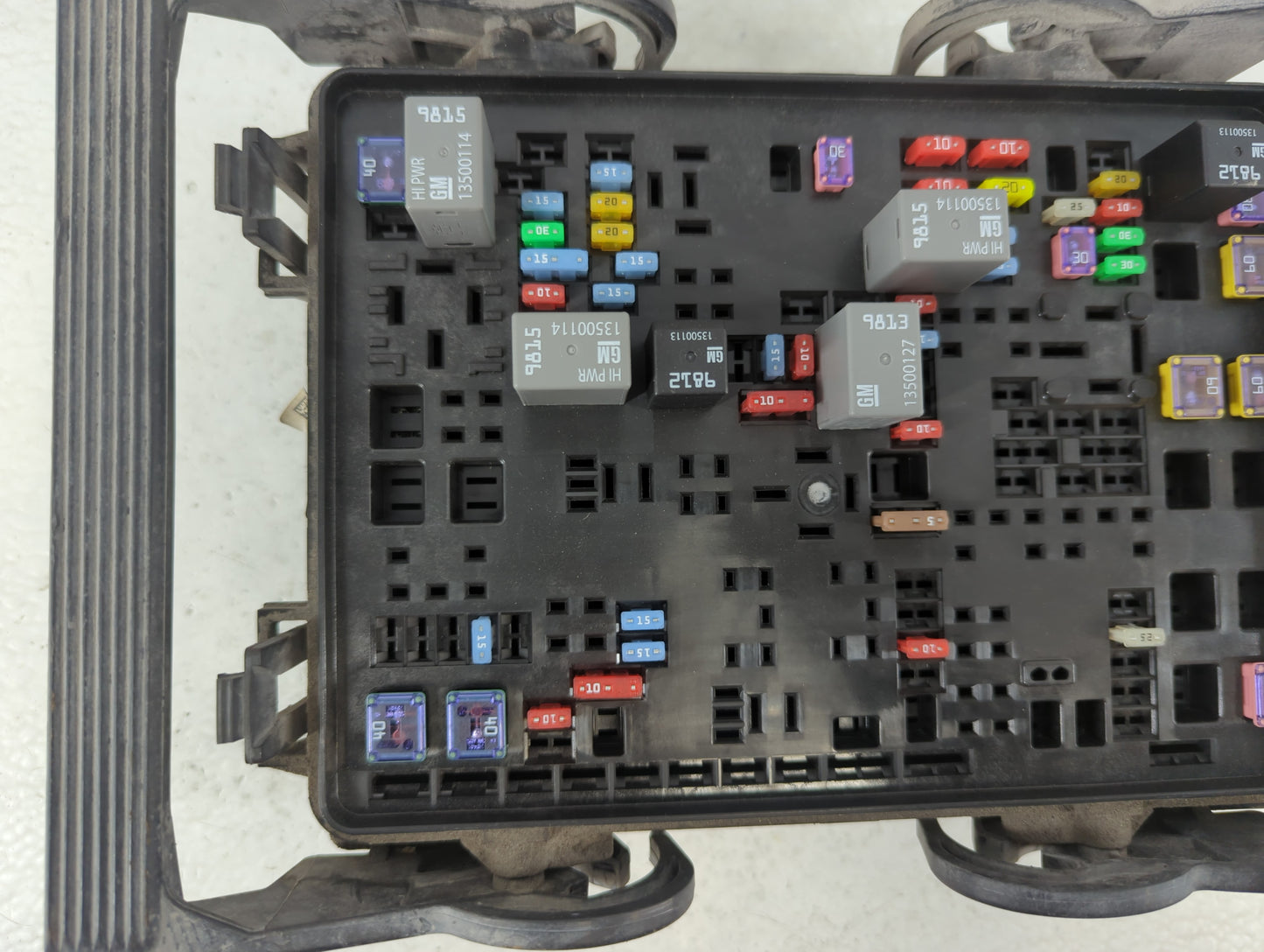 2018-2022 Toyota Camry Fusebox Fuse Box Panel Relay Module P/N:84075770_01 Fits Fits 2018 2019 2020 2021 2022 OEM Used Auto 