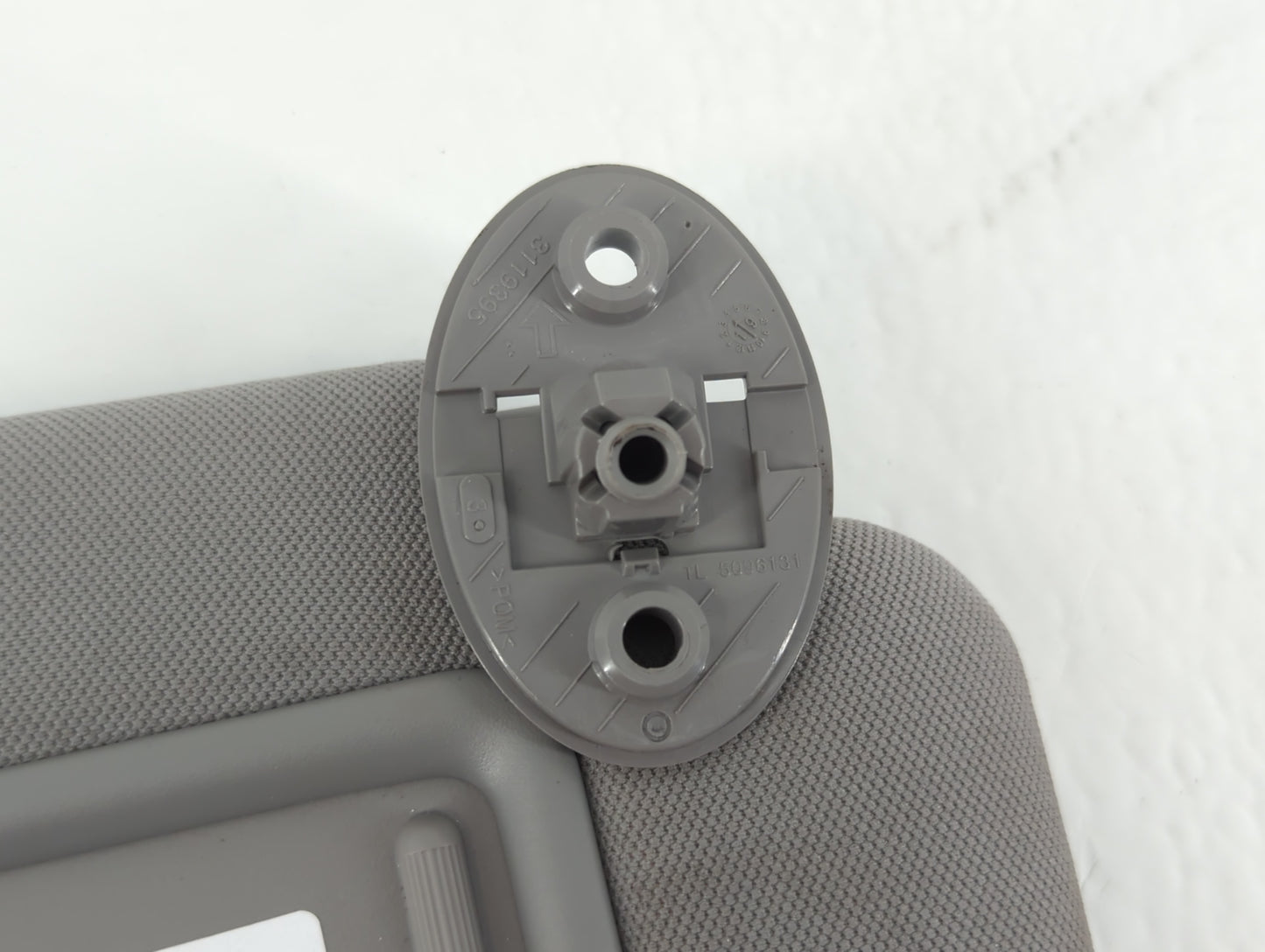 2018-2022 Toyota Camry Sun Visor Shade Replacement Passenger Right Mirror Fits Fits 2018 2019 2020 2021 2022 OEM Used Auto P