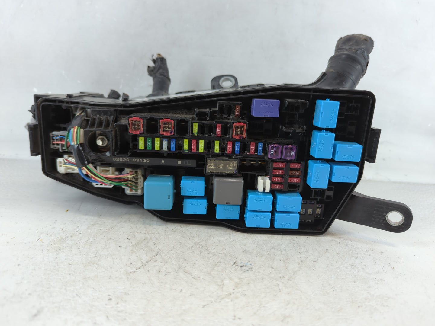 2018-2022 Toyota Camry Fusebox Fuse Box Panel Relay Module P/N:82620-33130 Fits Fits 2018 2019 2020 2021 2022 OEM Used Auto 
