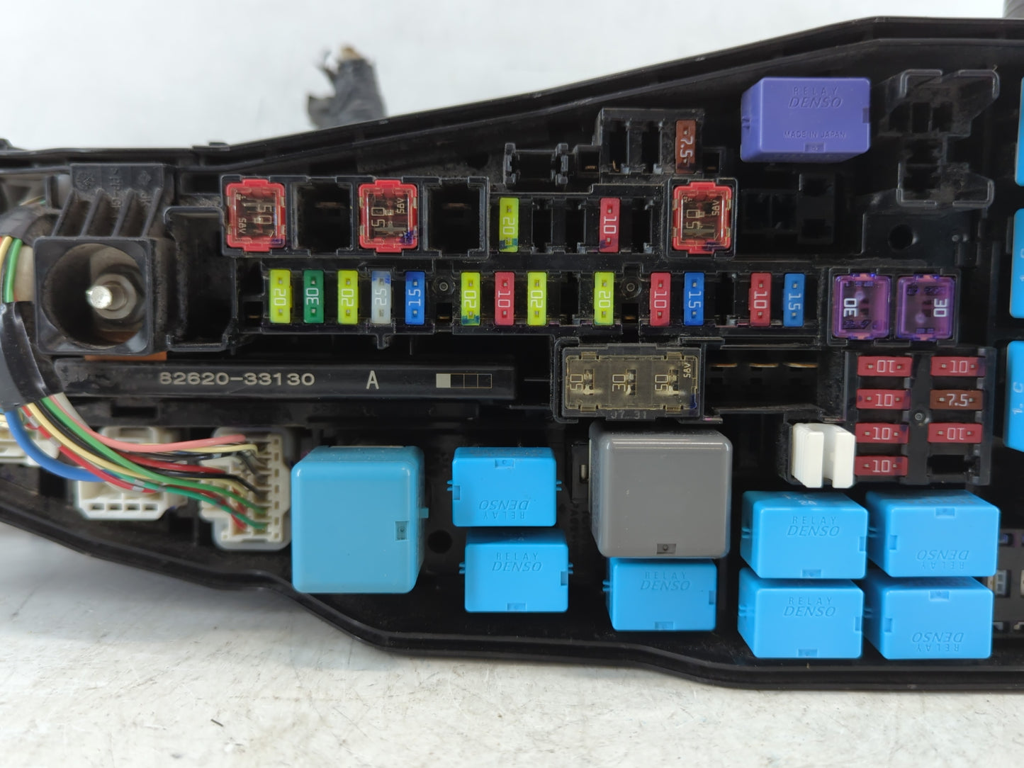 2018-2022 Toyota Camry Fusebox Fuse Box Panel Relay Module P/N:82620-33130 Fits Fits 2018 2019 2020 2021 2022 OEM Used Auto 
