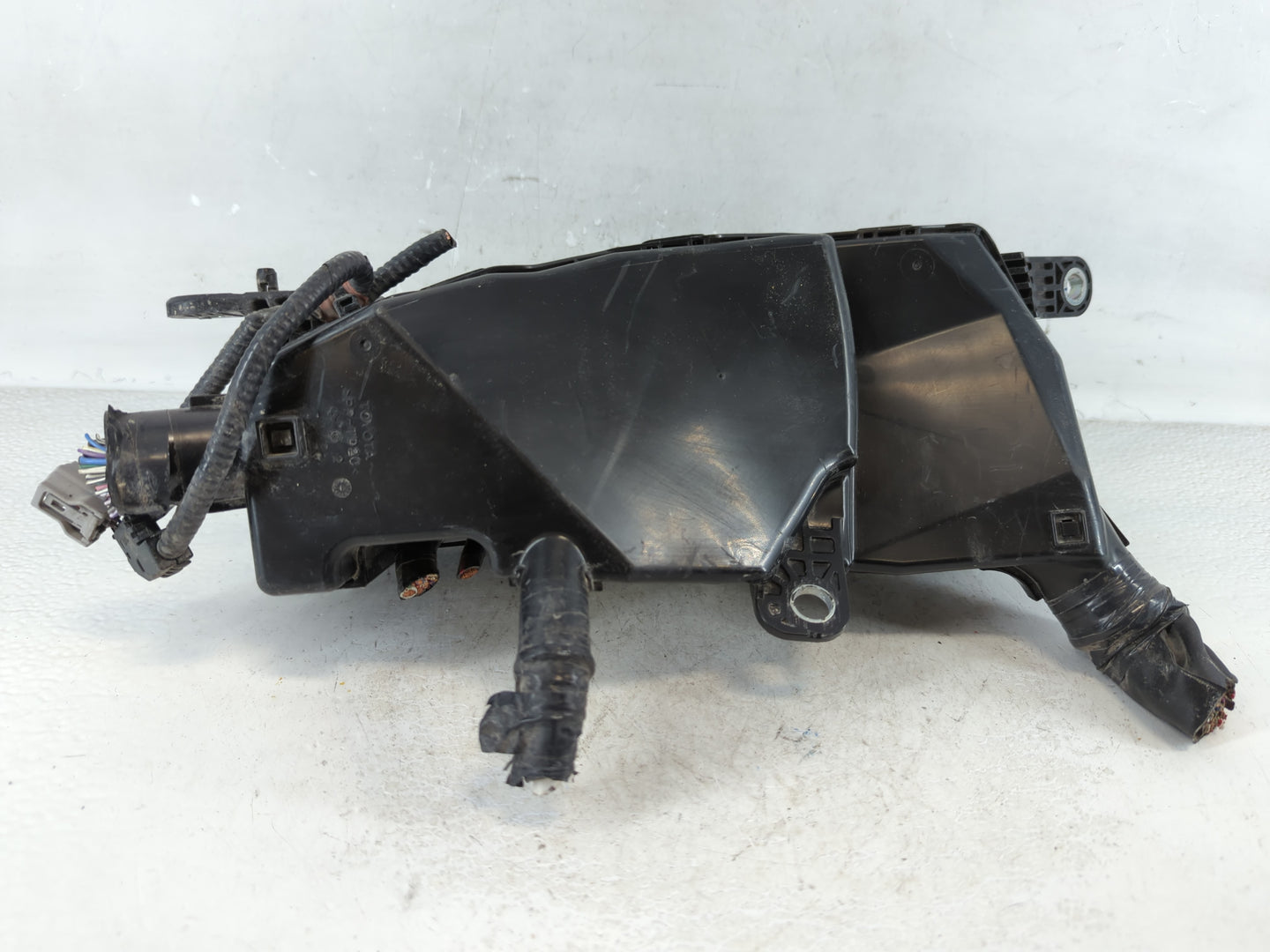 2018-2022 Toyota Camry Fusebox Fuse Box Panel Relay Module P/N:82620-33130 Fits Fits 2018 2019 2020 2021 2022 OEM Used Auto 