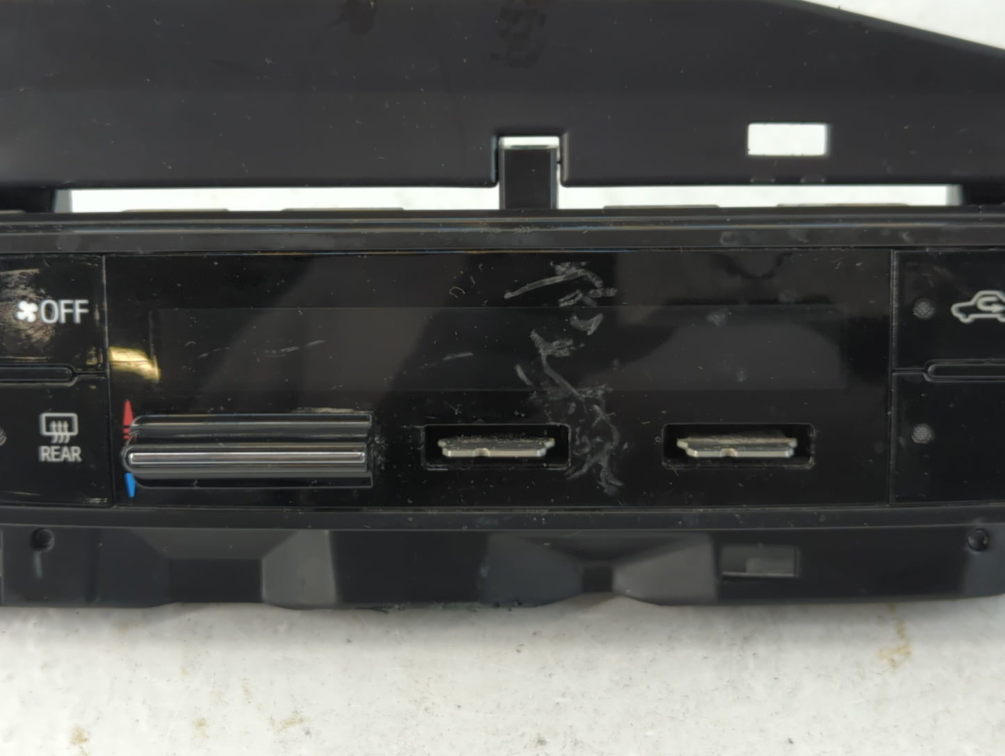 2017-2019 Toyota Corolla Climate Control Module Temperature AC/Heater Replacement P/N:55468-02060 Fits Fits 2017 2018 2019 O