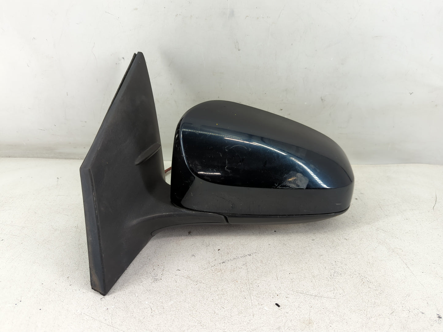 2019-2022 Toyota Corolla Driver Side View Mirror - Left Door Mirror OEM Used - Oemusedautoparts1.com