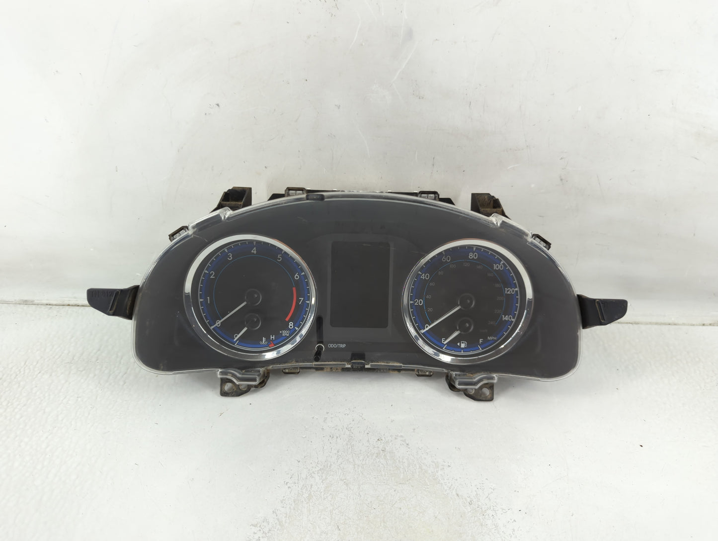 2018-2019 Toyota Corolla Instrument Cluster Speedometer Gauges P/N:TN157580-9380 83800-F2U80-00 Fits Fits 2018 2019 OEM Used